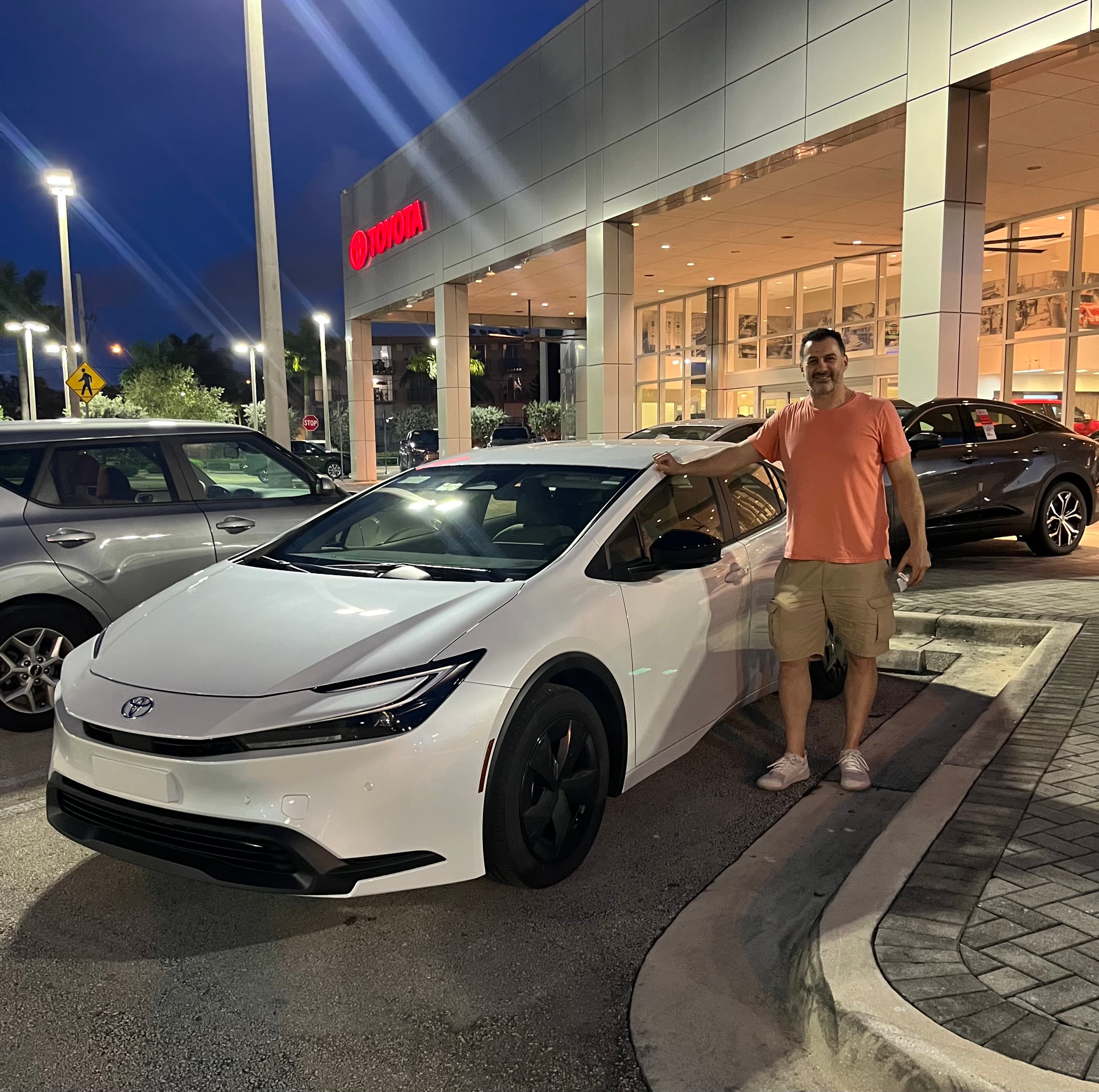 Happy Keyosk Customer